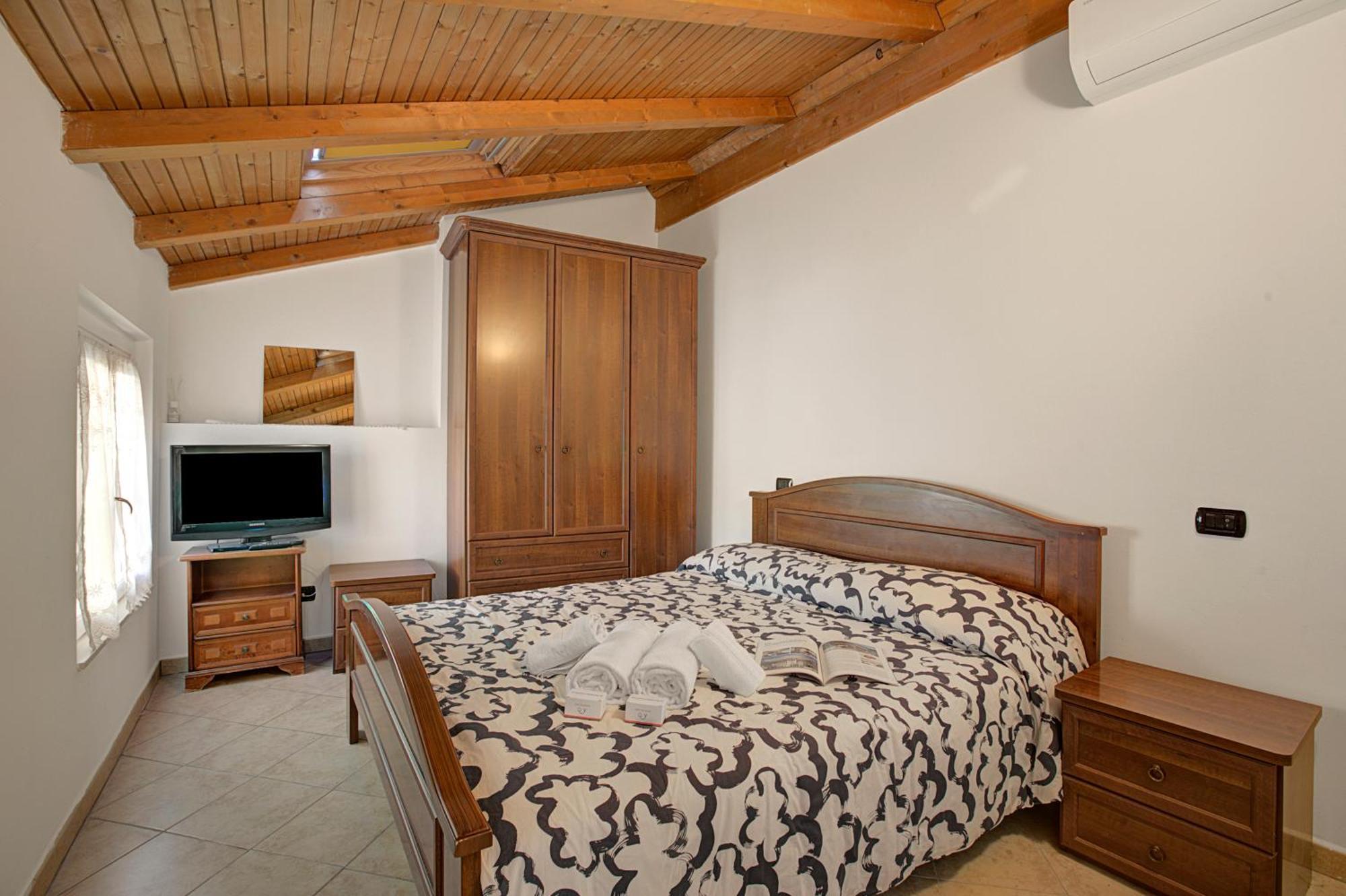 Queen Elena Centro - Happy Appartement *